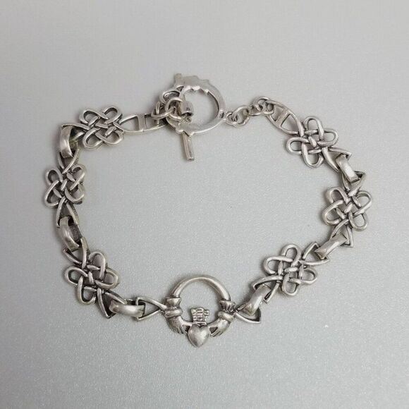 Vintage Sterling Silver Celtic Infinity Love Knots Link Bracelet Claddagh Toggle - Picture 3 of 9